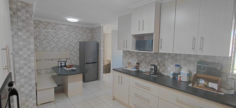 4 Bedroom Property for Sale in Bayswater Free State